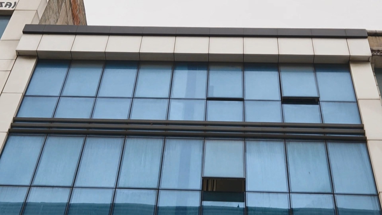 Esenyurt'ta Sağlık Operasyonu: O Kliniklerin Kapısına Kilit Vuruldu!